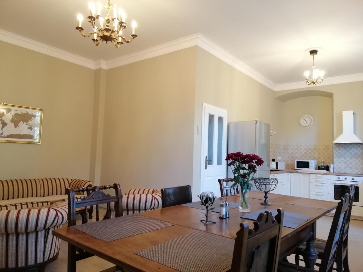 Apartman Fara Vcelakov エクステリア 写真